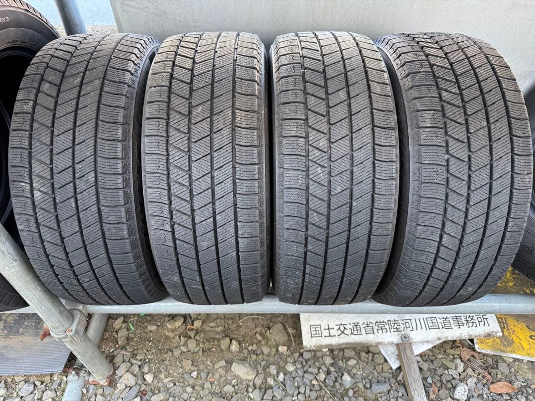 ブリザック VRX3 225/55R17 4本セット KK様