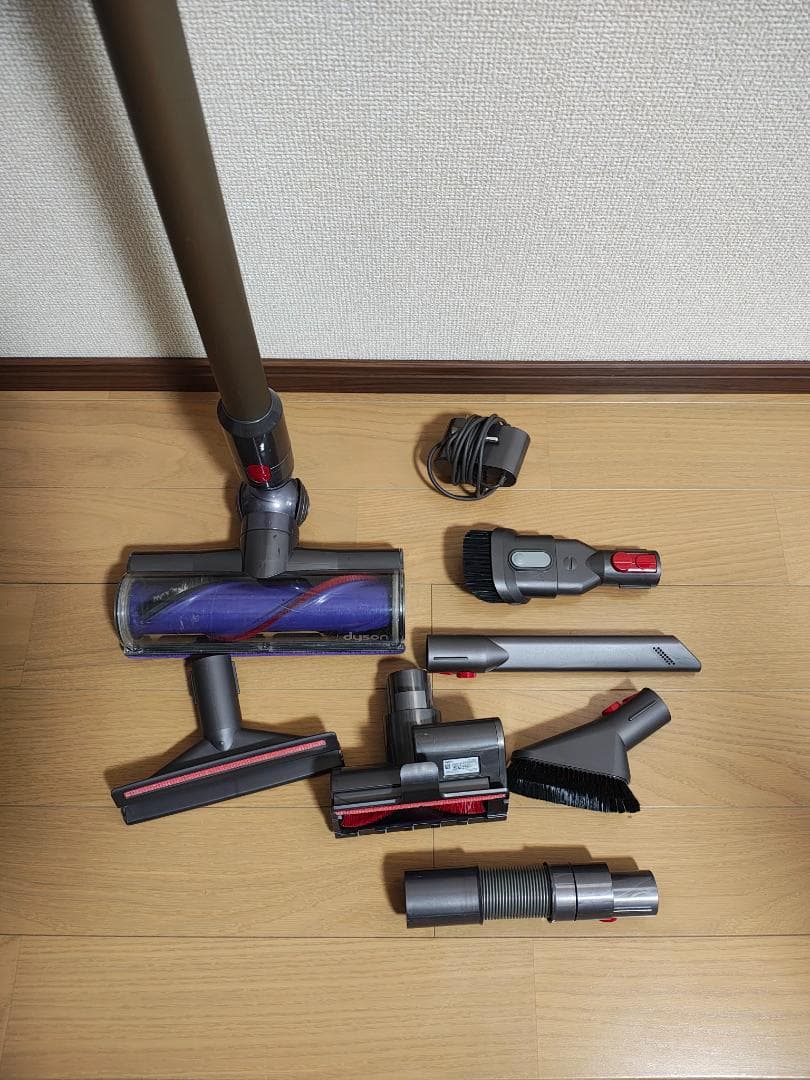 ダイソン★コードレス掃除機★V8Slim★ＳV10K★バッテリーの状態良好★2