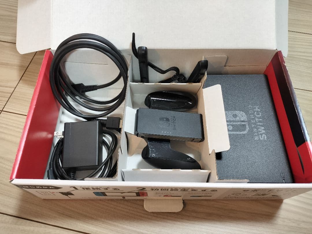 Nintendo Switch 本体 赤/青 +SDカード(32GB)