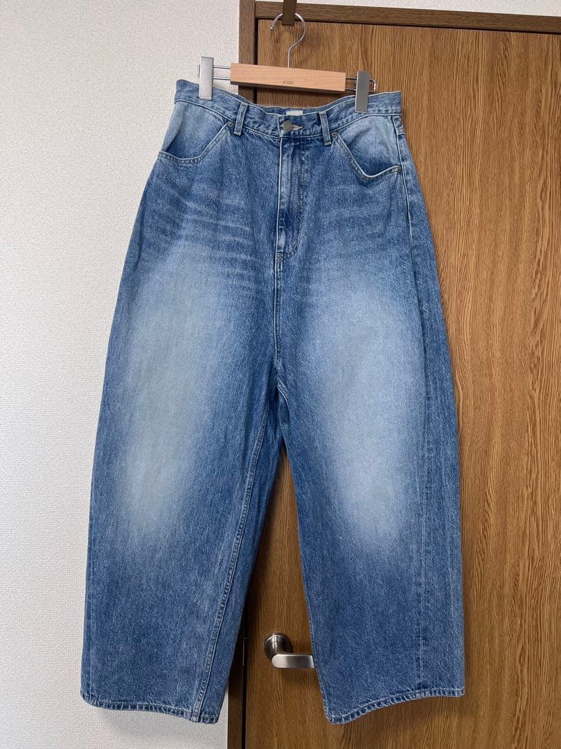 tumugu デニムパンツ（レディース）