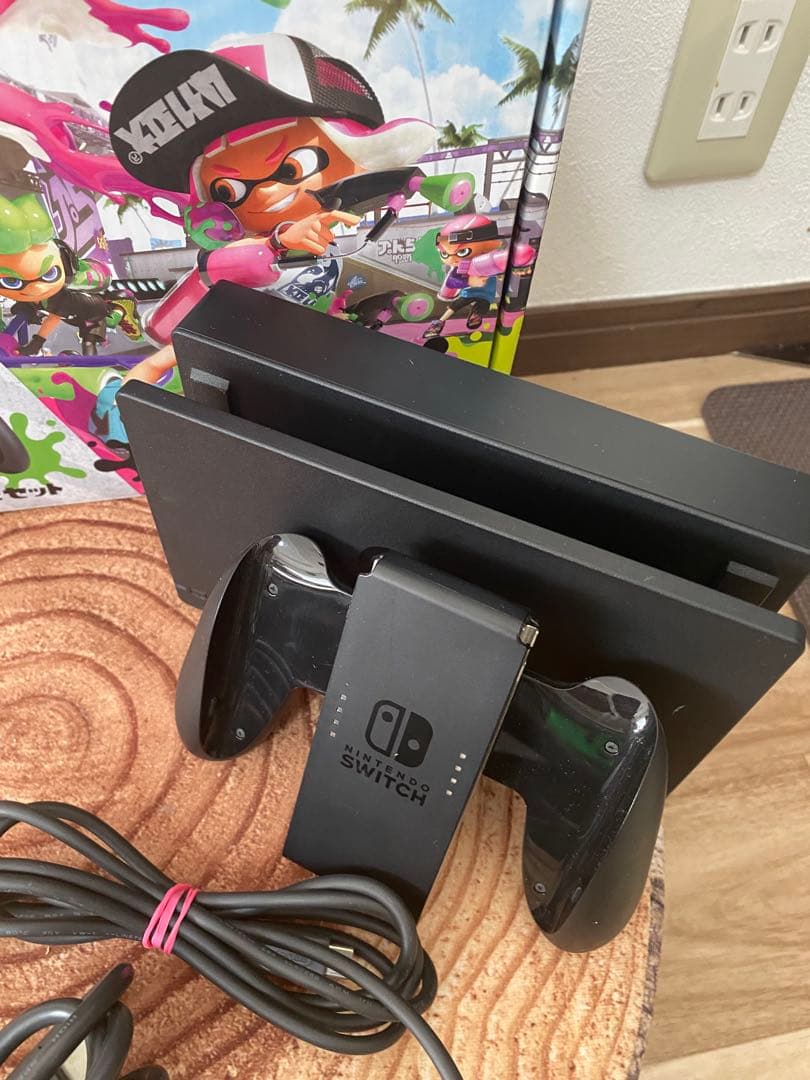 Nintendo Switch ニンテンドースイッチ本体　スプラトゥーンカラー