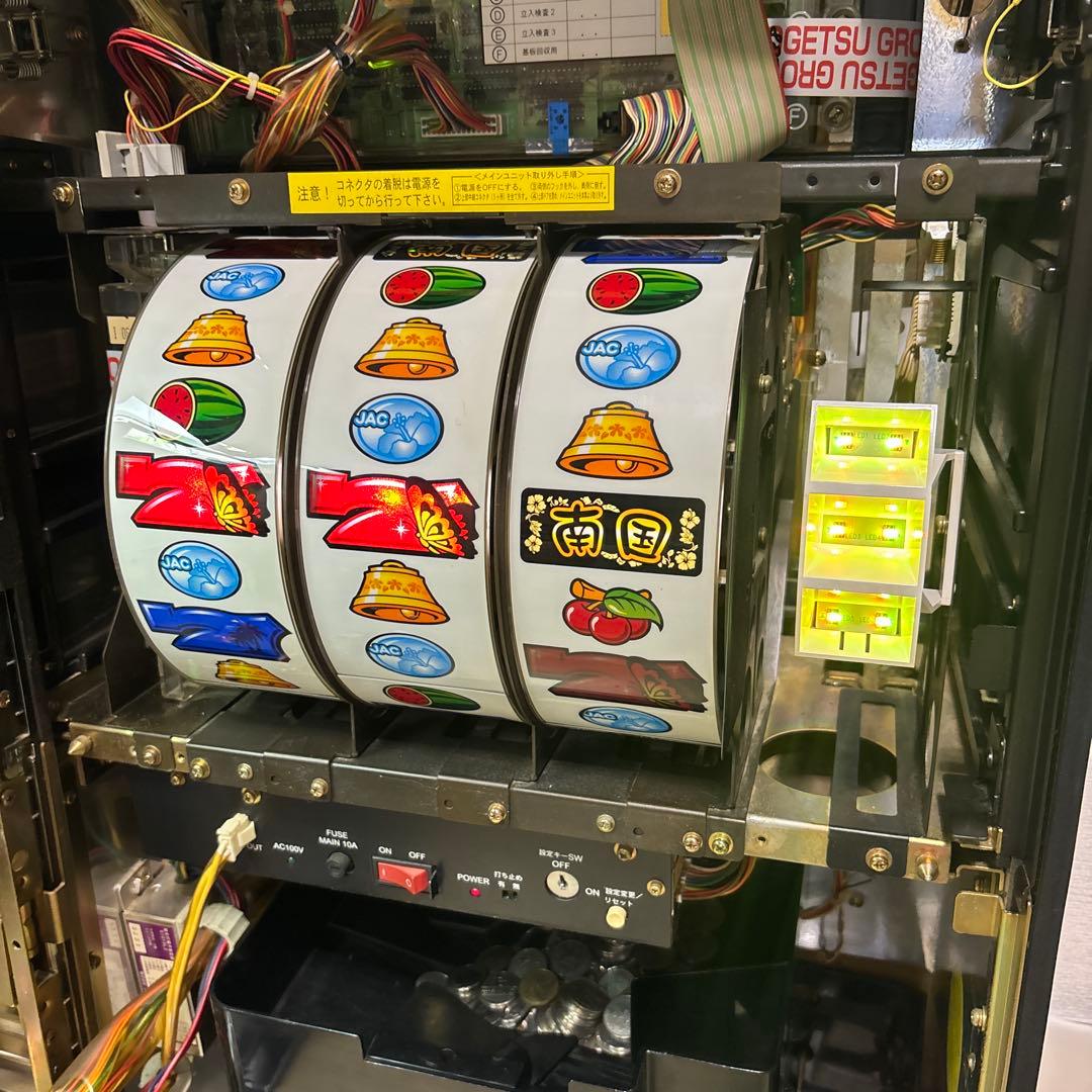 期間限定値下げ 美品 スロット実機　4号機　南国育ち　希少レアまどかパネル