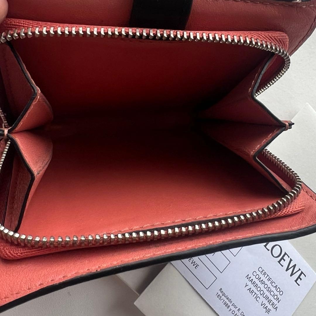 251 極上美品 LOEWE ロエベ 2つ折り財布