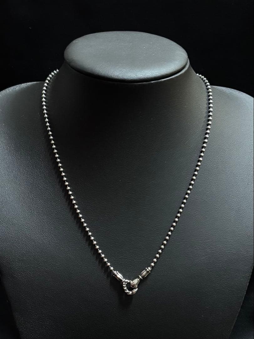 ボールチェーンネックレス