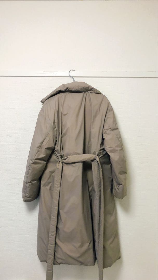 【欧米コレクション】ユニクロ ダウンベルテッドロングコート 完売モデル L