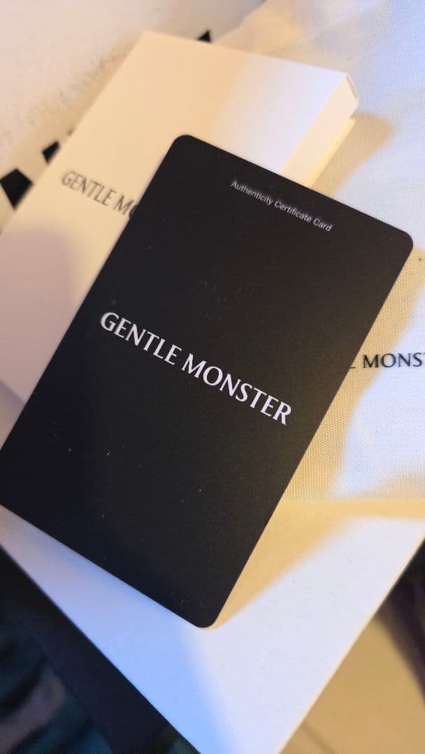 GENTLEMONSTER Lolang 01　折り畳みサングラス