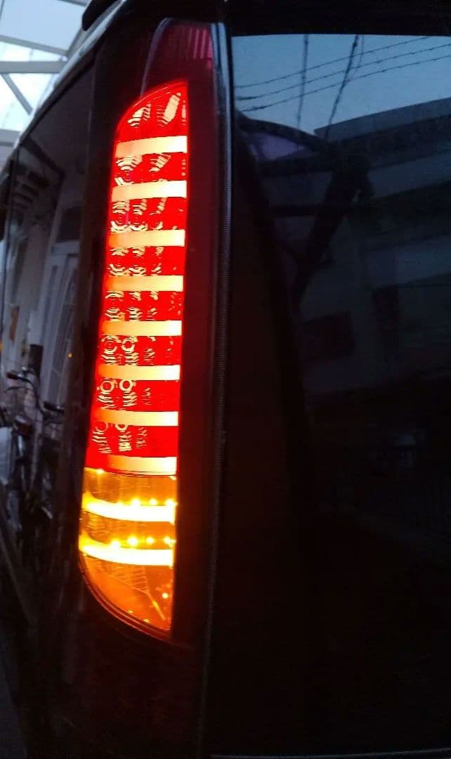 スズキ　パレット　MK21 LED テールランプ