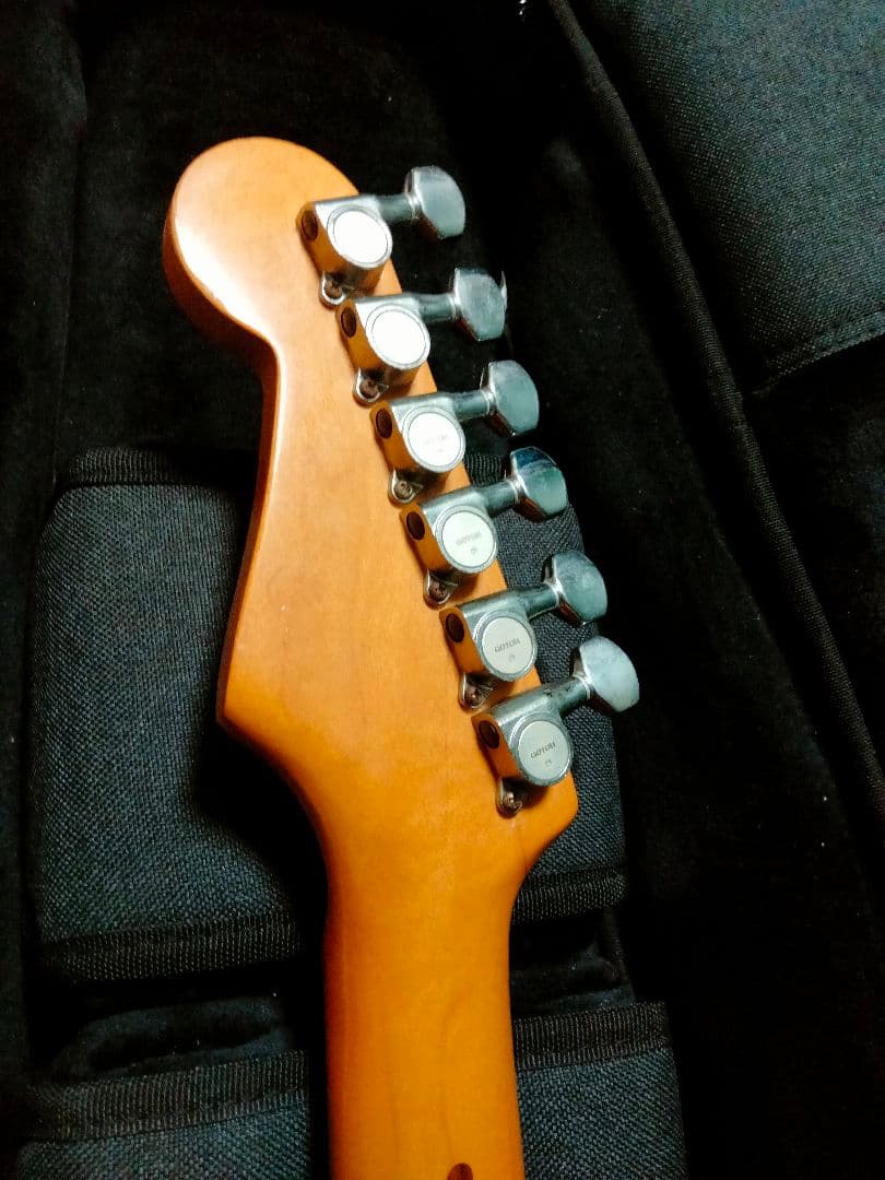 Eシリアル Squier Japan Stratocaster Fender
