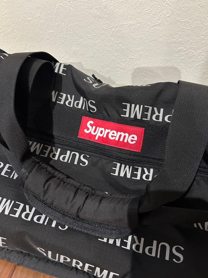 バッグ Supreme Duffle Bag