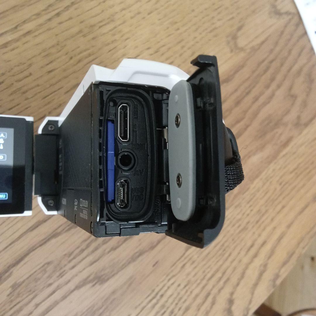 JVC 防水ビデオカメラ GZ-R70ーw