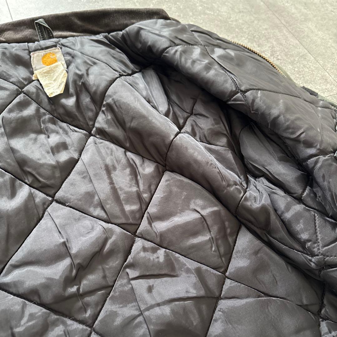 carhartt トラディショナルジャケット　ブラック　フェード　雰囲気