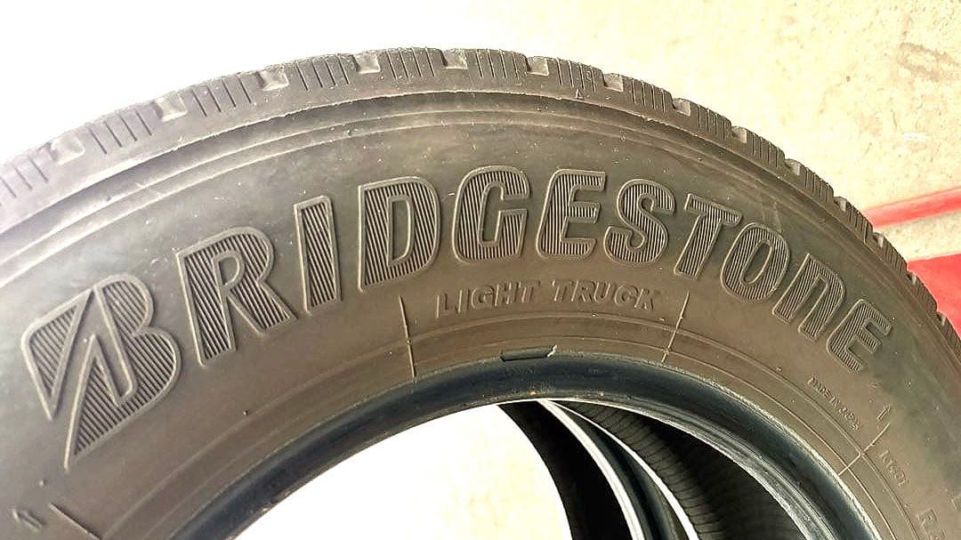 トラック用スノータイヤ　2本 185/85R16 111/108L LT
