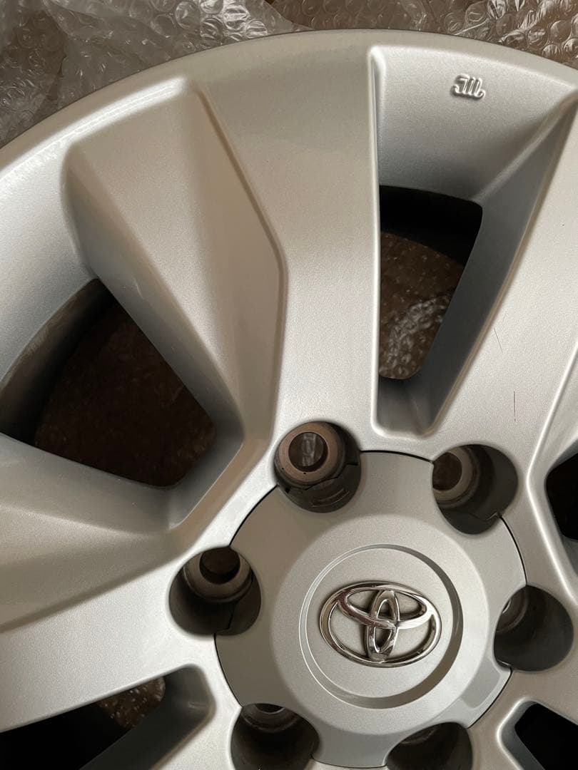 ハイラックス　GUN125 純正ホイール　1本
