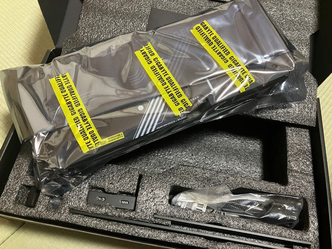 【新品•正規品•納品書付】GIGABYTE RTX5080 WindForce