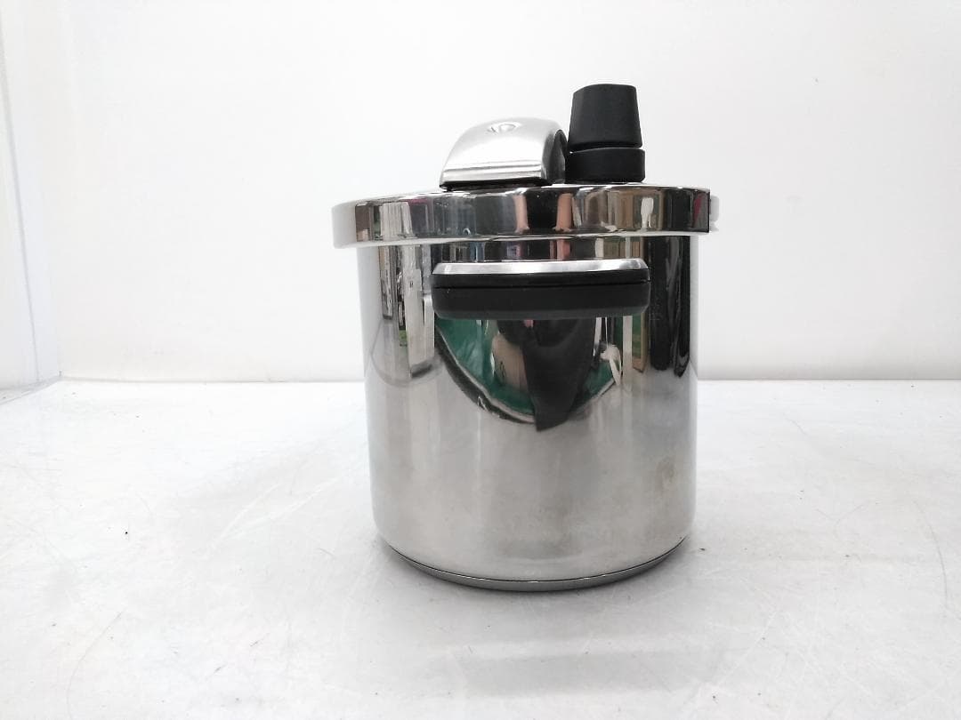 MEYER マイヤー 圧力鍋 5.5L ハイプレッシャークッカー IH対応 ●