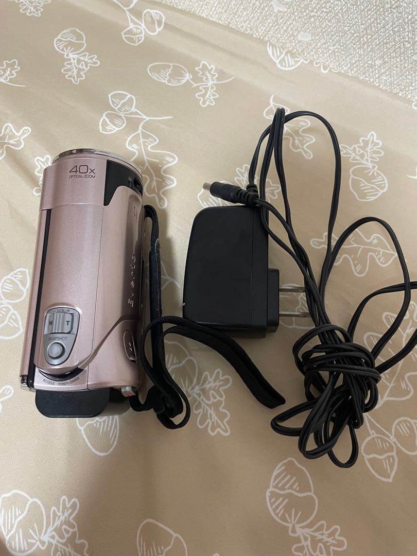 ビクター デジタルビデオカメラ JVC Everio GZ-HM670-N