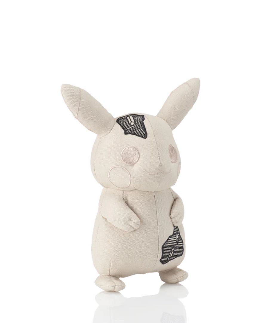 長*澤様 スモール Daniel Arsham×Pokemon plush Pi