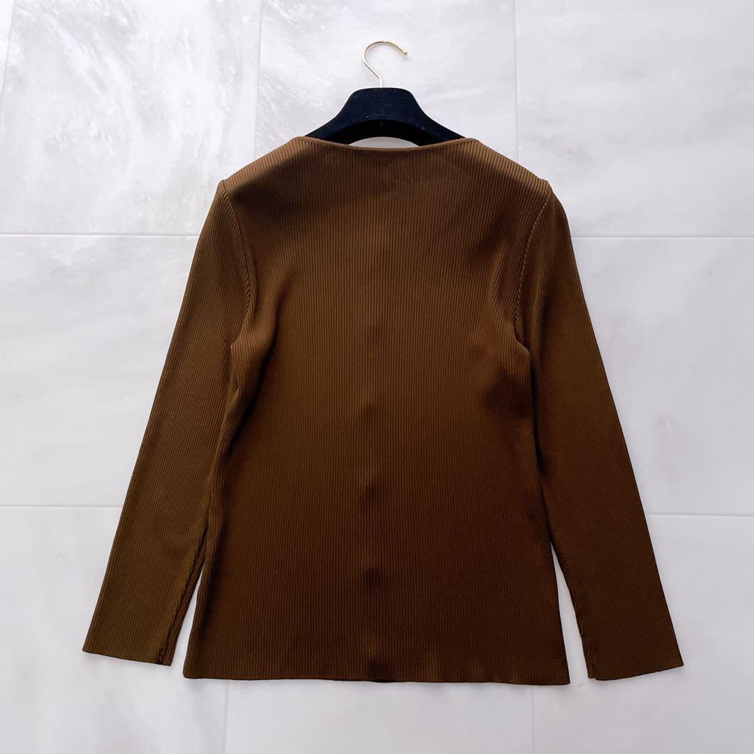 美品✨フォクシー リブニットカーディガン アンサンブル ロゴ刻印ボタン 42