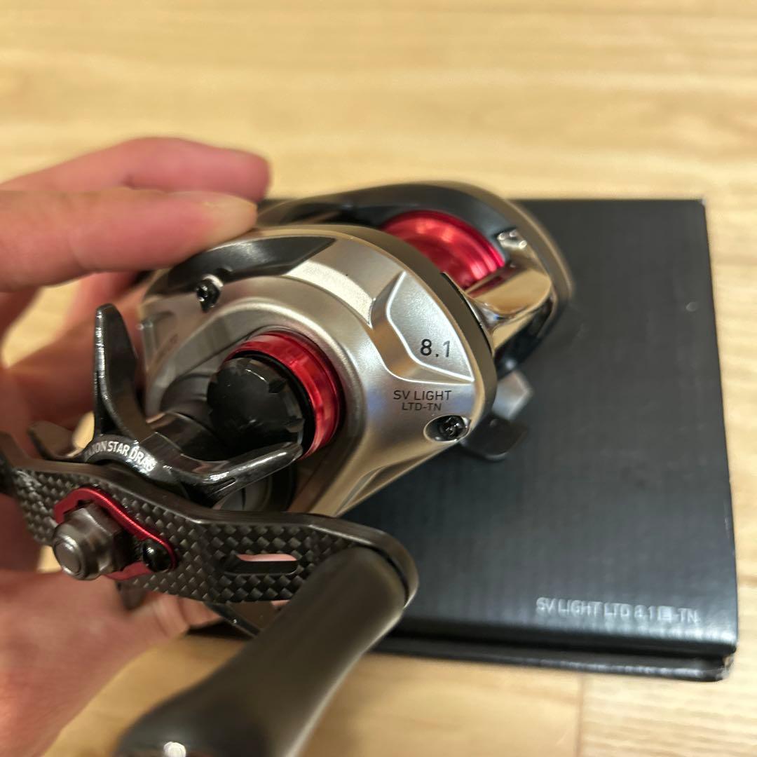 リール DAIWA SV LIGHT LTD 8.1L-TN