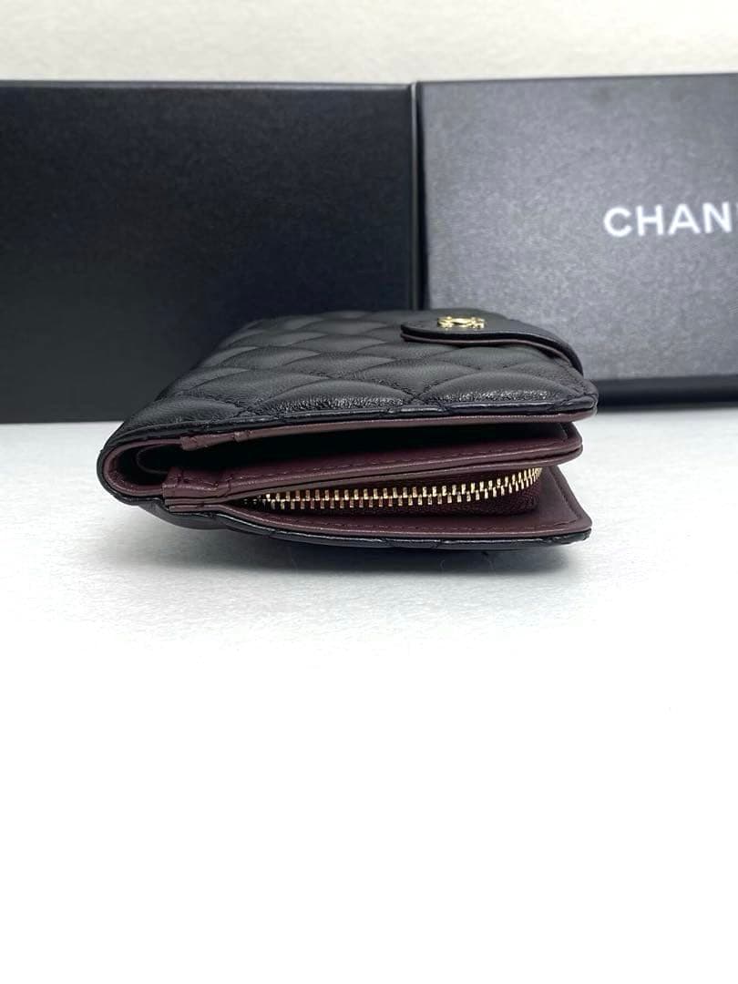 Chanel キルティング ブラック 二つ折り財布