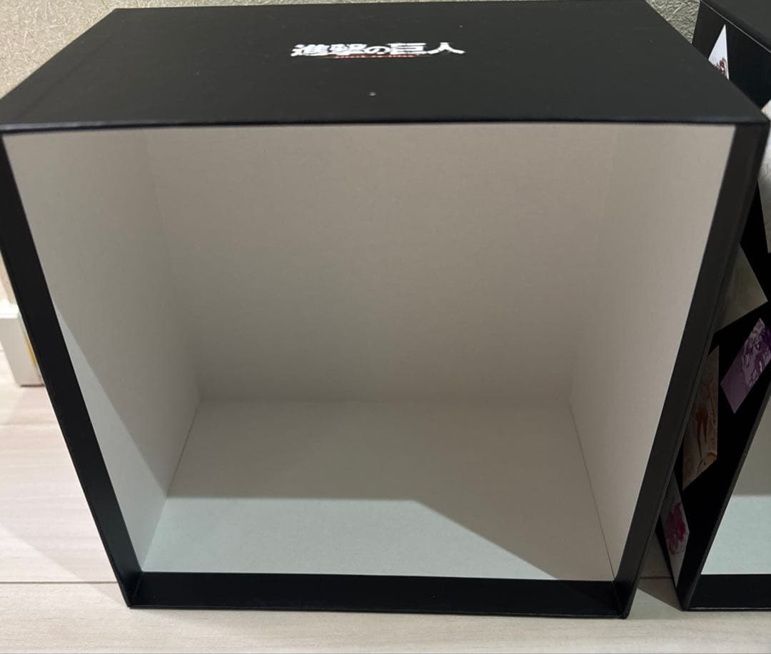 進撃の巨人 単行本　収納ボックス　全巻収納BOX