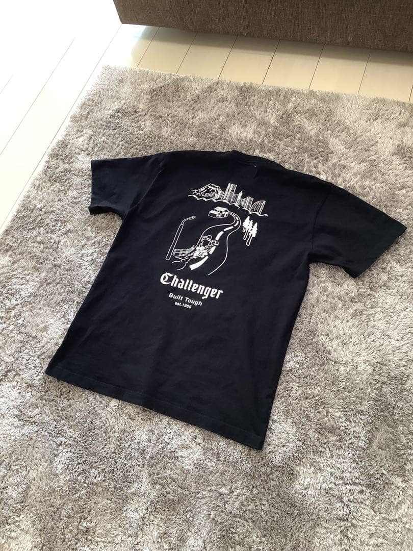 Challenger 黒 Tシャツ XLサイズ