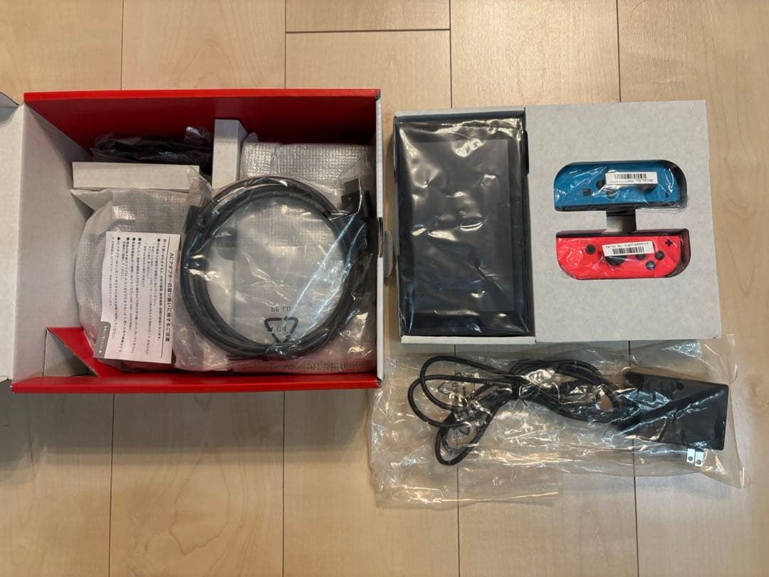 [ほぼ未使用]任天堂Switch Joy-Con ネオンブルー/レッド