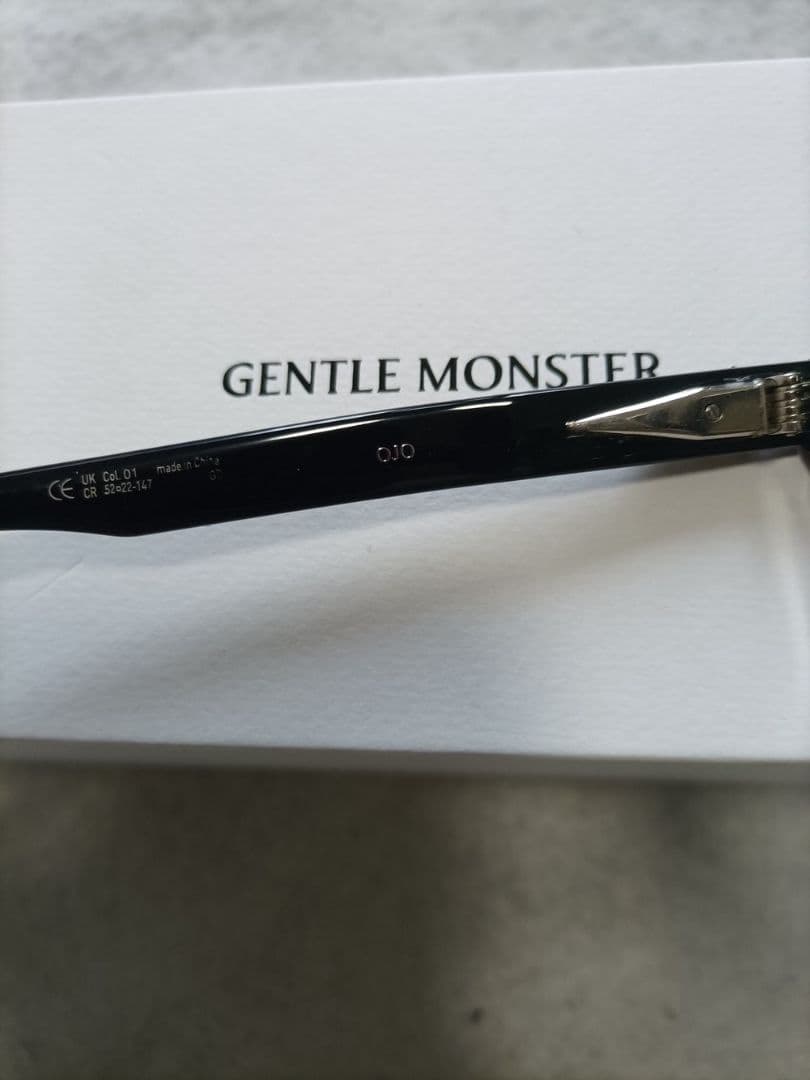GENTLE MONSTER Ojo 01 サングラス 男女兼用