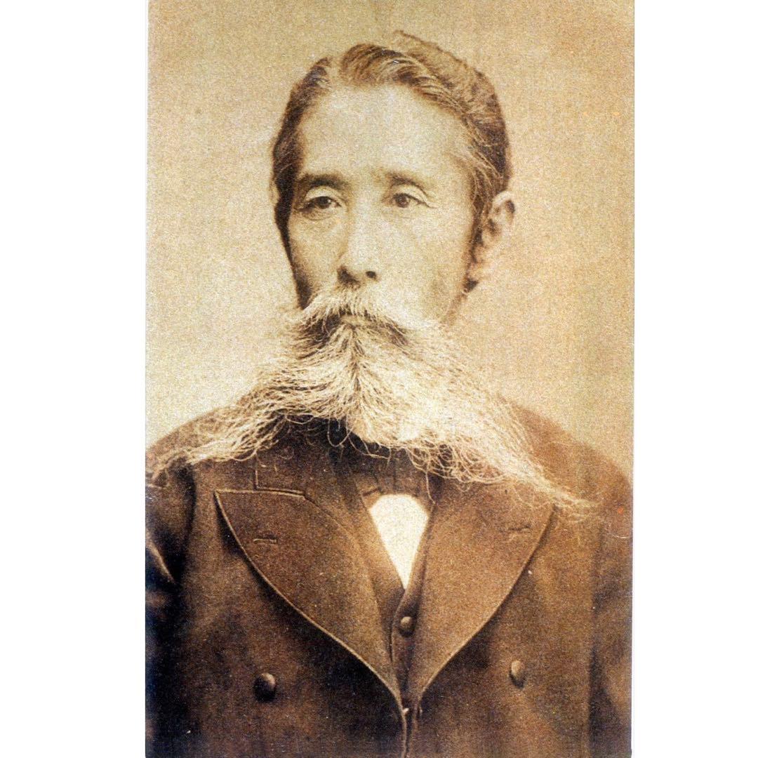 ❣️大幅お値下げ最終価格‼️即購入大歓迎デース‼️百円札 板垣退助 新札連番100枚束