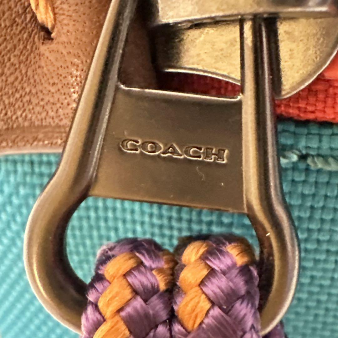 COACH ウエストバッグ シグネチャー柄 ベージュ ターコイズ 76157