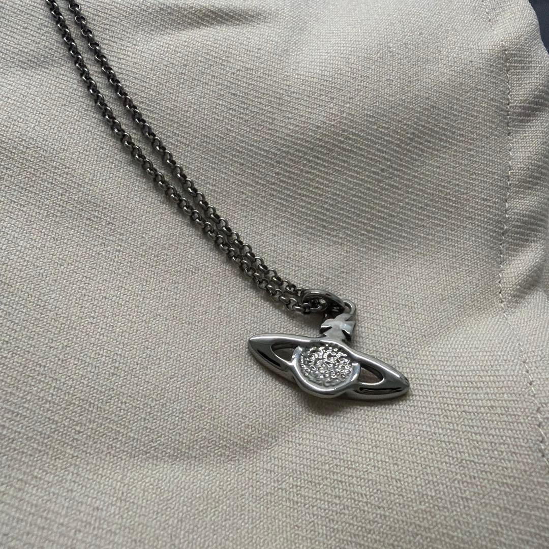 Vivienne Westwood 土星モチーフ ネックレス