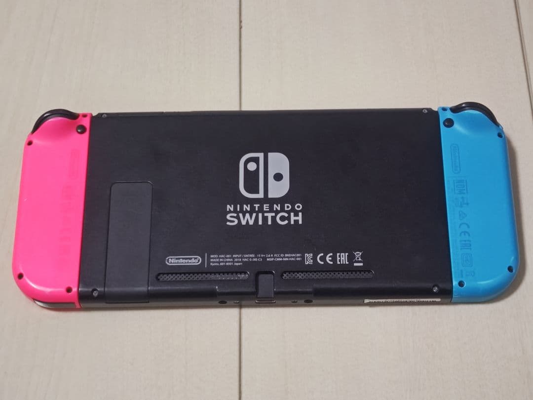 Nintendo Switch 本体 青とピンク Joy-Con