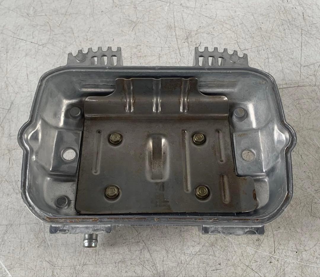 ち*そ様 cb250t cb400t 純正ヘッドカバー　美品　バレル研磨　メッキ