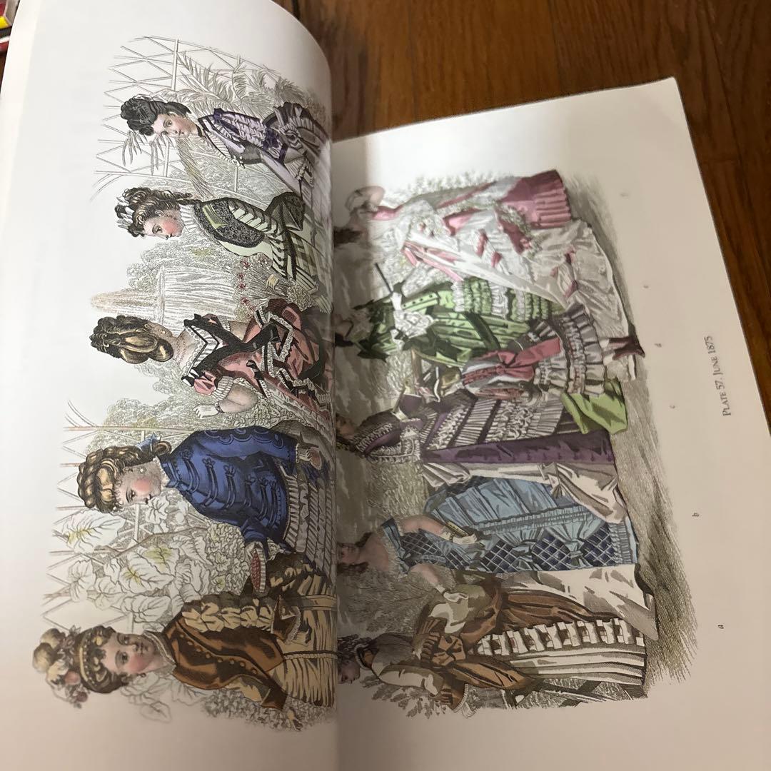 アート・デザイン・音楽 80 Godey's Full-Color Fashion Plates