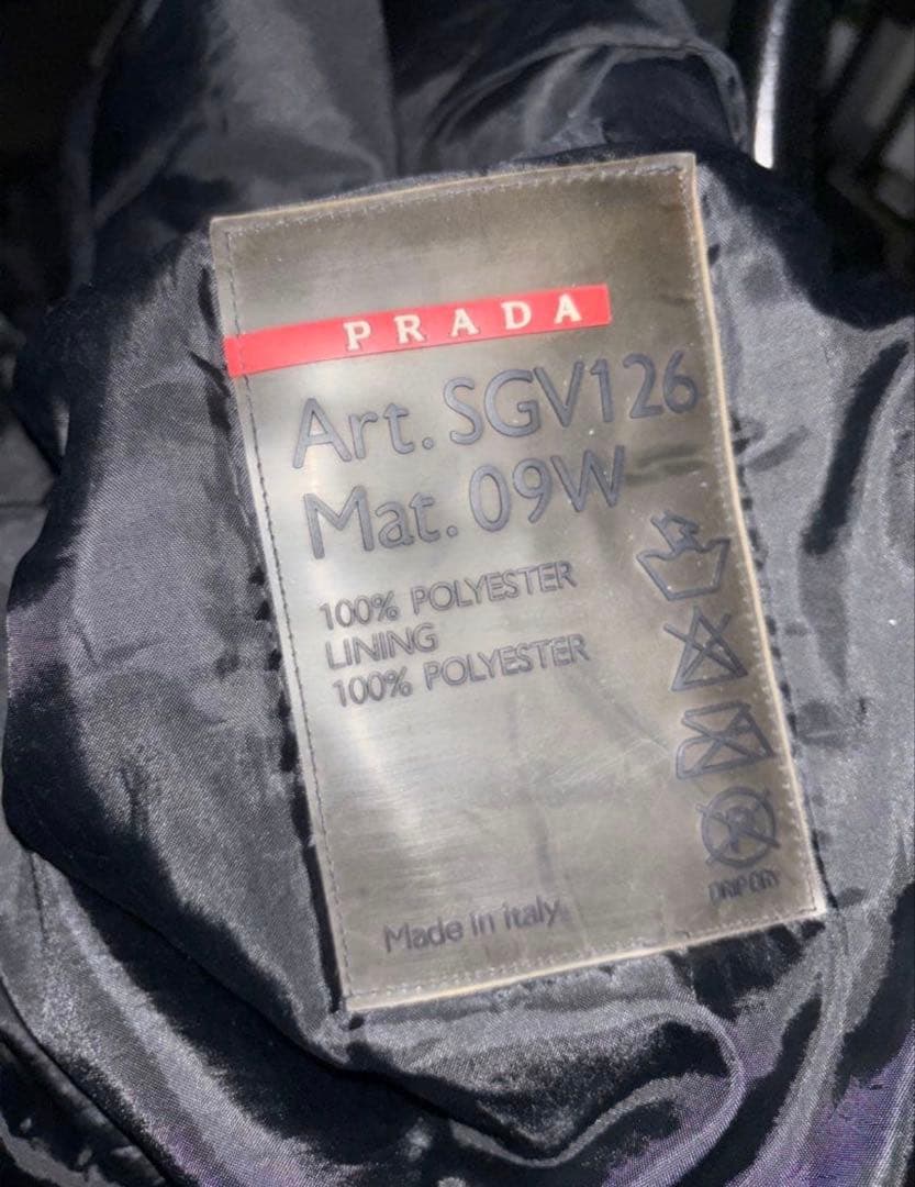 USED PRADA sports HOODED JACKET 定価45000円